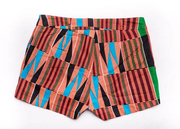 Taye-african-print-wax-shorts-Afrykanskie-szorty-moda-polsce-kente-back